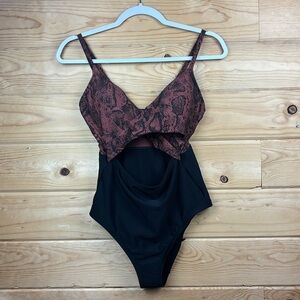 Kona Sol Snake Print Over The Shoulder Wrap Front Cutout Swimsuit Small NWT